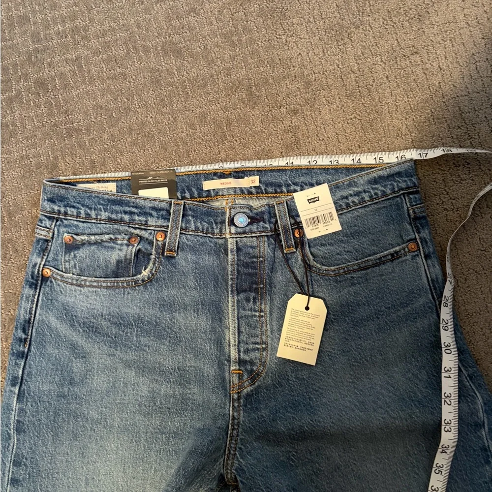 Levi's Blue Straight Leg Women's Jeans - Picture 5 of 9